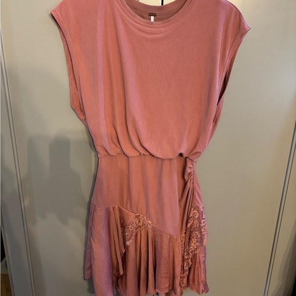 Free People Jazzy Cap Sleeve Lace Trim Mini T-Dress Rose Smoke Womens Size xs - Picture 2 of 5